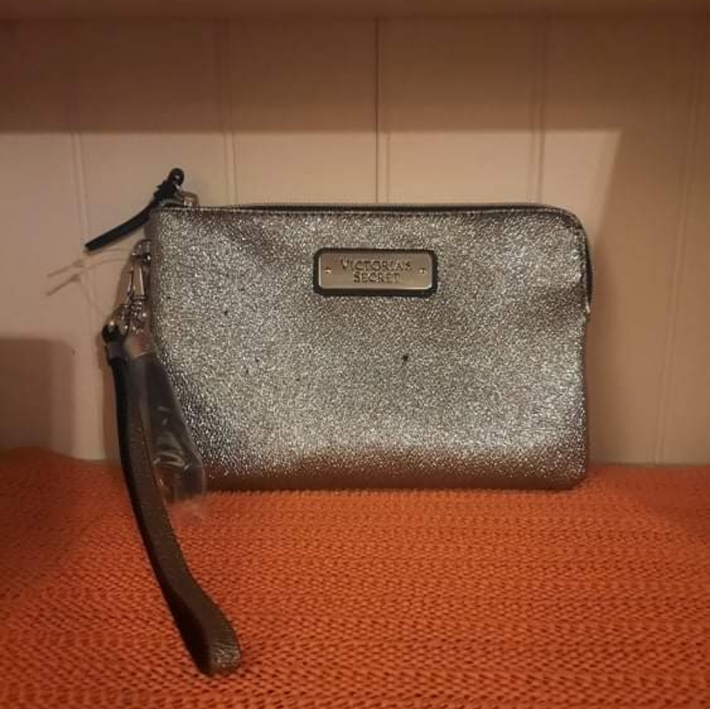 Vs makeup bag